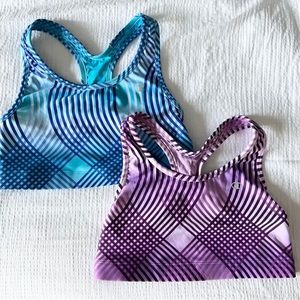 Women’s athletic wear 
Size medium 
champion brand Sports bras
